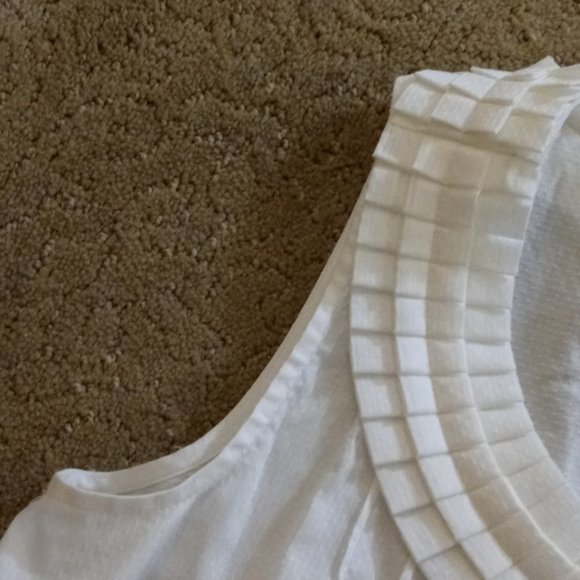 VAN HEUSEN SLEEVELESS 100% COTTON BLOUSE (DISCOUNT SHIPPING!) - Picture 7 of 11